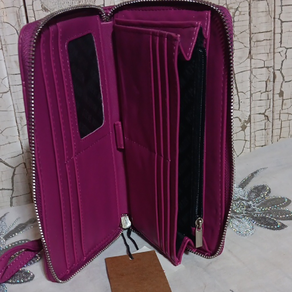 Steve Madden Fuchsia Quilted Wallet - Picture 3 of 5